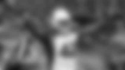 The Cardinals signed defensive end Cap Capi Thursday.