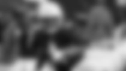 QB Kyler Murray did not, in fact, name his dog after LT D.J. Humphries (74).