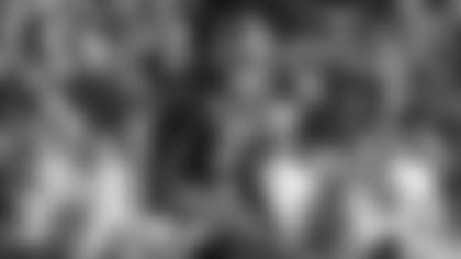 The Cardinals are adding first-round pick Isaiah Simmons to their linebacker corps.