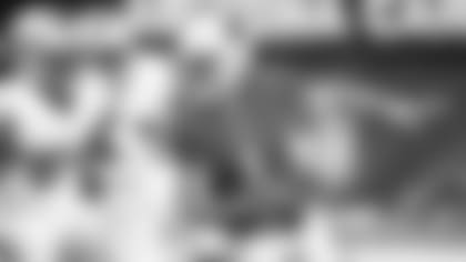 QB Kyler Murray runs from pressure on Thursday against the Raiders.