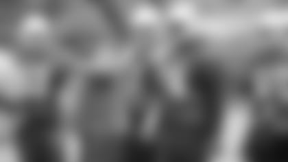 LT D.J. Humphries (74) gets instruction from OL coach Sean Kugler