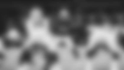 Linebacker Jordan Hicks waits before a play against the Cowboys in Dallas in 2020.