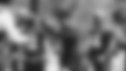 QB Kyler Murray throws a pass during Wednesday's OTA session.