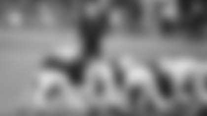 Kicker Zane Gonzalez lines up a field-goal try against the Rams Sunday.