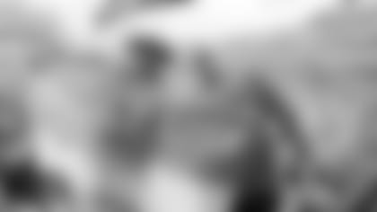 The Los Angeles Chargers play the Tennessee Titans on Sunday, December 18, 2022 at SoFi Stadium in Inglewood, CA.
[FINAL SCORE: LAC 17 - TEN 14]