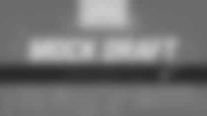 LAC_MockDraft_Tracker_Thumb_1.0