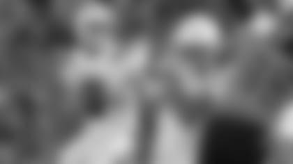 Philip Rivers Drops Back vs. Titans