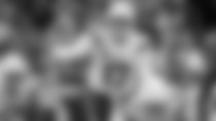 191229_LACatKC_MN_846