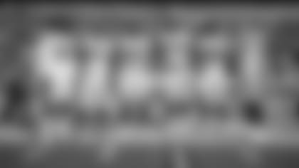 Los Angeles Chargers vs Oakland Raiders at Oakland Alameda Coliseum on Sunday, November 11, 2018 in Oakland, CA. Final score: LAC 20 - OAK 6