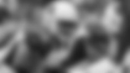 Arizona Cardinals offensive guard Evan Boehm (70) readies for play during an NFL football game against the Washington Redskins, Sunday, Dec. 17, 2017, in Landover, Md. (AP Photo/Mark Tenally)