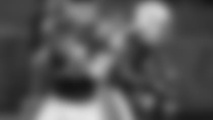 1124_colts-steelers-tolzien-dropback-ap_622.jpg