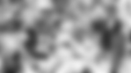 101418_luck-presnap-jets