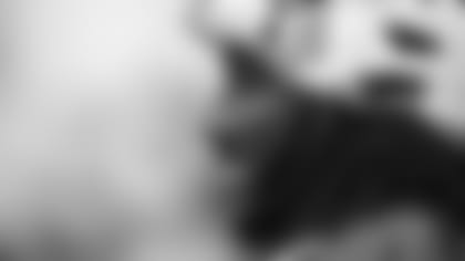 082718_malik-hooker-side-prax