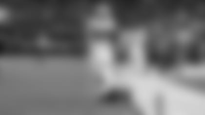 20221113_Taylor_D6A_6838