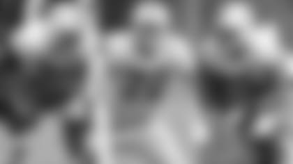 082218_good-smith-howard-rt-colts