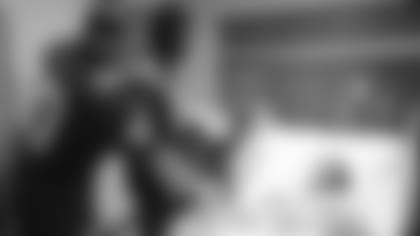 2019_1104_VAHospitalVisit_0051