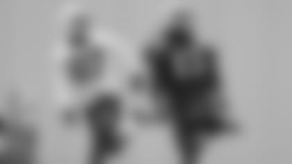 060718_ota-prax-hairston-hilton