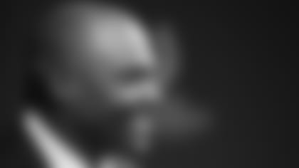 042318_dwight-freeney-presser