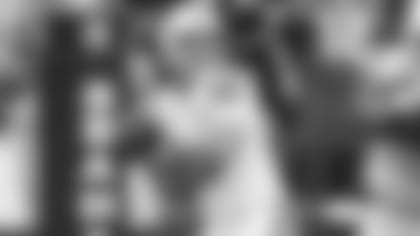 080918_ind-sea-luck-look