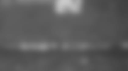 24488c00-d.jpg