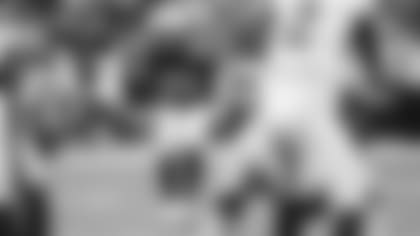 092219_ind-atl-hooker-stance