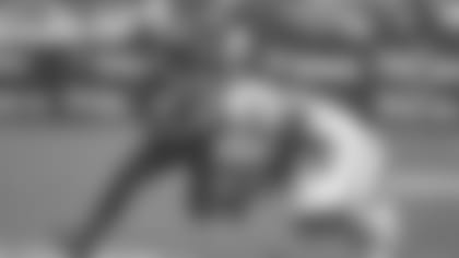 102819_pit-mia-conner-run-ap