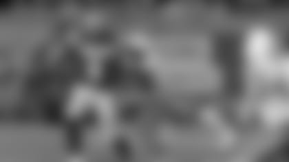 2015_alex-bazzie-sack-cfl-ap_622.jpg