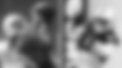 120918_hilton-fountain