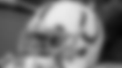 2016_colts-helmet-generic_622.jpg