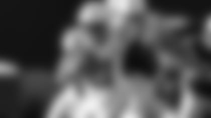 102818_oak-hines-carry