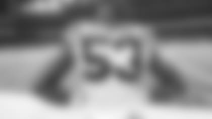 120918_ind-hou-leonard-sideline