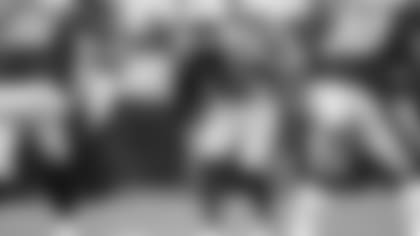 092318_ind-phi-geathers-stance