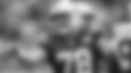 101418_ind-nyj-kelly-point