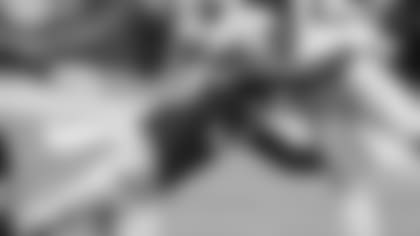 101418_ind-nyj-odum-tackle