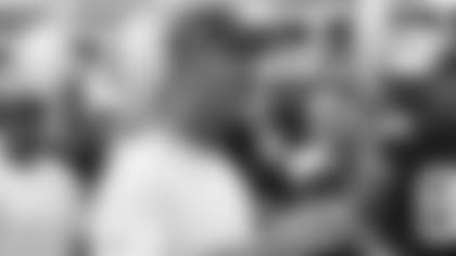 091519_ind-ten-reich-locker-room