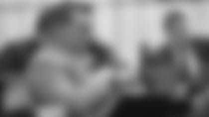 042519_draft-day-1-ballard-draft-room