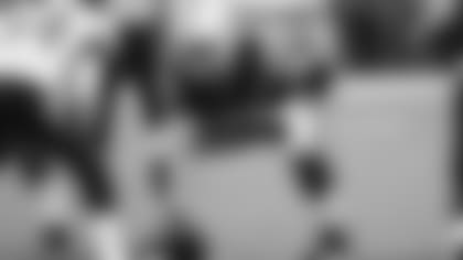 111818_ind-ten-kelly-center