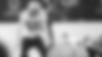 110718_skai-moore-prax