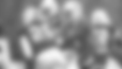 110619_prax-brissett