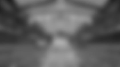 lucas-oil-stadium-open-roof