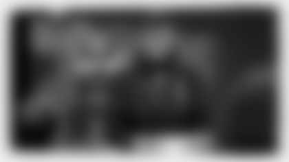 drew_lock_brush-centerpiece