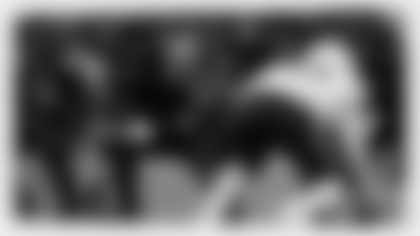 San Diego State Aztecs quarterback Ryan Agnew (9) yells at the line of scrimmage before the ball is snapped by offensive lineman Keith Ismael (60) during the second half of the NCAA college football game against the Fresno State Bulldogs Friday, Nov. 15, 2019, in San Diego. The Aztecs won 17-7. (AP Photo/Orlando Ramirez)