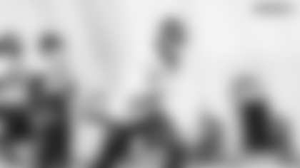 Terry McLaurin runs a route during individual drills on Dec. 17, 2020. (Emilee Fails/Washington Football Team)