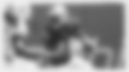 cromartie-centerpiece