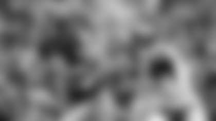 071018-ryan-kerrigan-falcons-2012