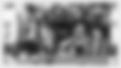 ross-pierschbacher_brush-centerpiece