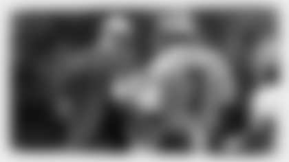 Dwayne_Haskins_plays_brush-centerpiece