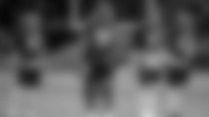 The defense gets lined up during a Washington Football Team practice on Sept. 26, 2020. (Elijah Walter Griffin Sr./Washington Football Team)