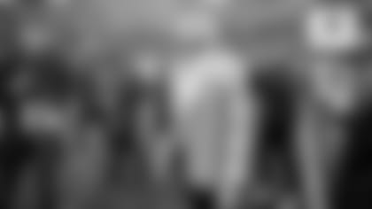 CowBuzz-Sights-Sounds-From-McGregors-Visit-hero