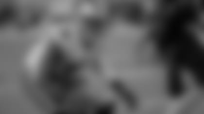 Eatman-Stay-With-Me-Here-But-Could-Bryon-Jones-Be-The-Next-Flozell-Adams-hero